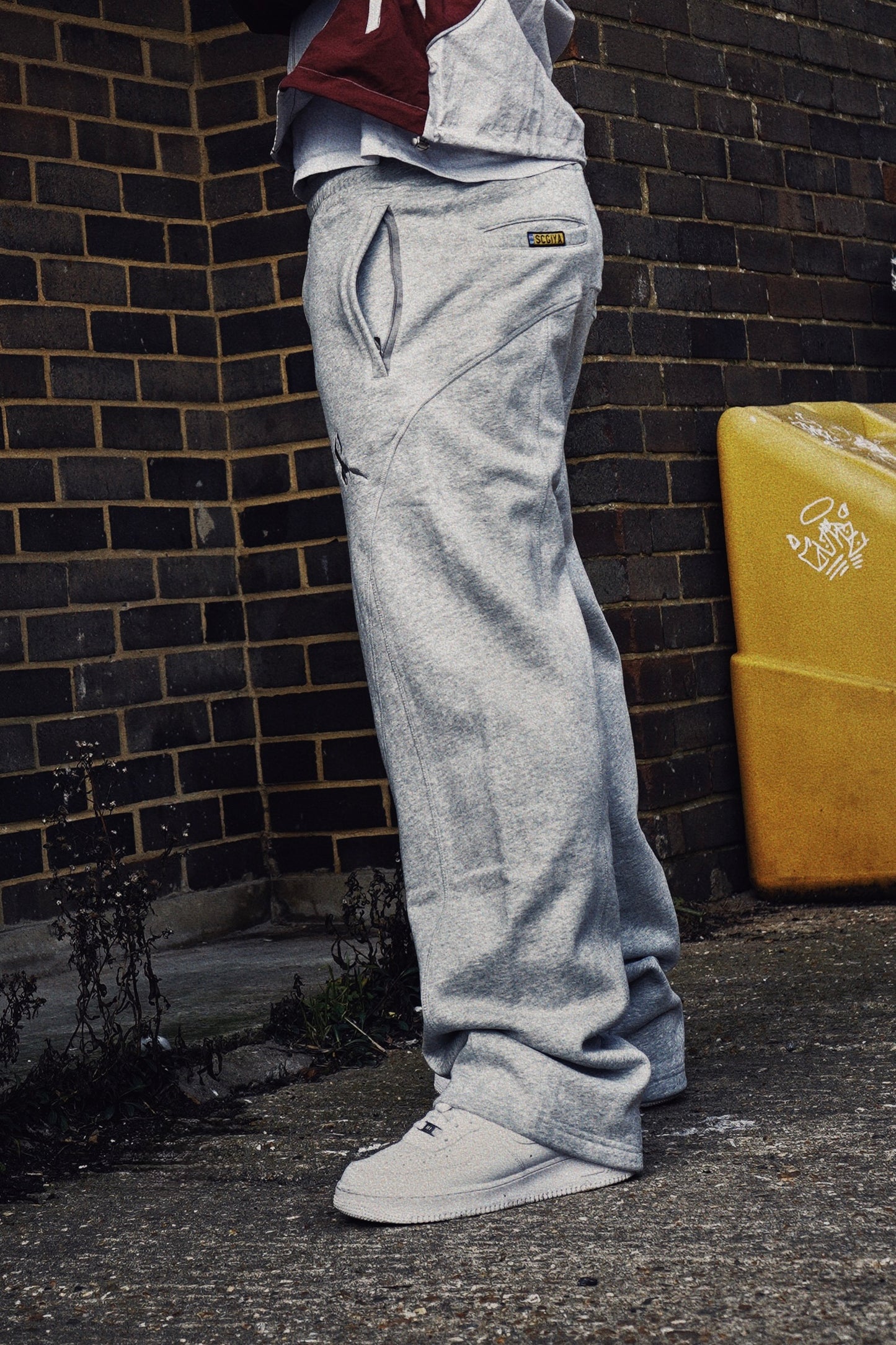 ARCH SWEATPANT